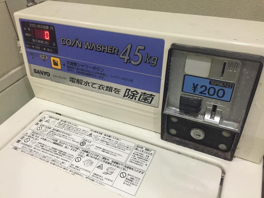 Business Hotel Shinbashi Osaka Bagian luar foto